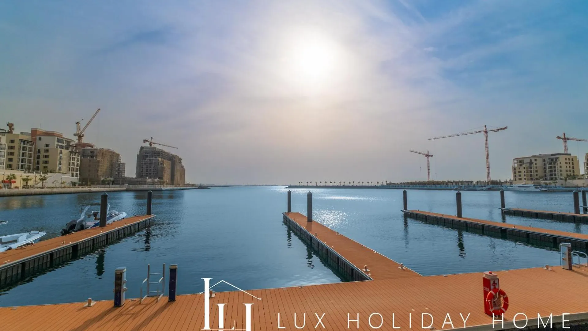 Apartment Lux The La Mer Luxury Burj View Suite 3 Dubai